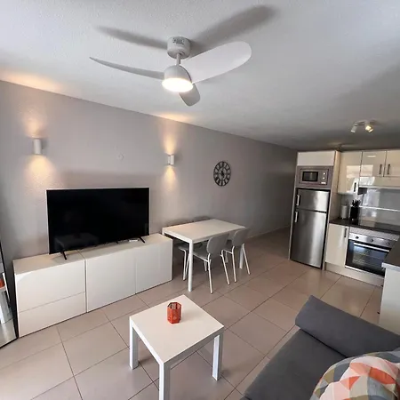 Seafront Royal Garden The View דירה *