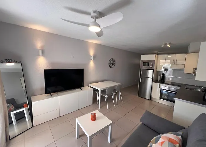 Seafront Royal Garden The View 公寓 *